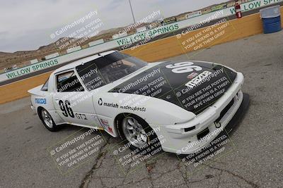 media/Jun-01-2025-CalClub SCCA (Sun) [[eae223c5dd]]/Around pit/